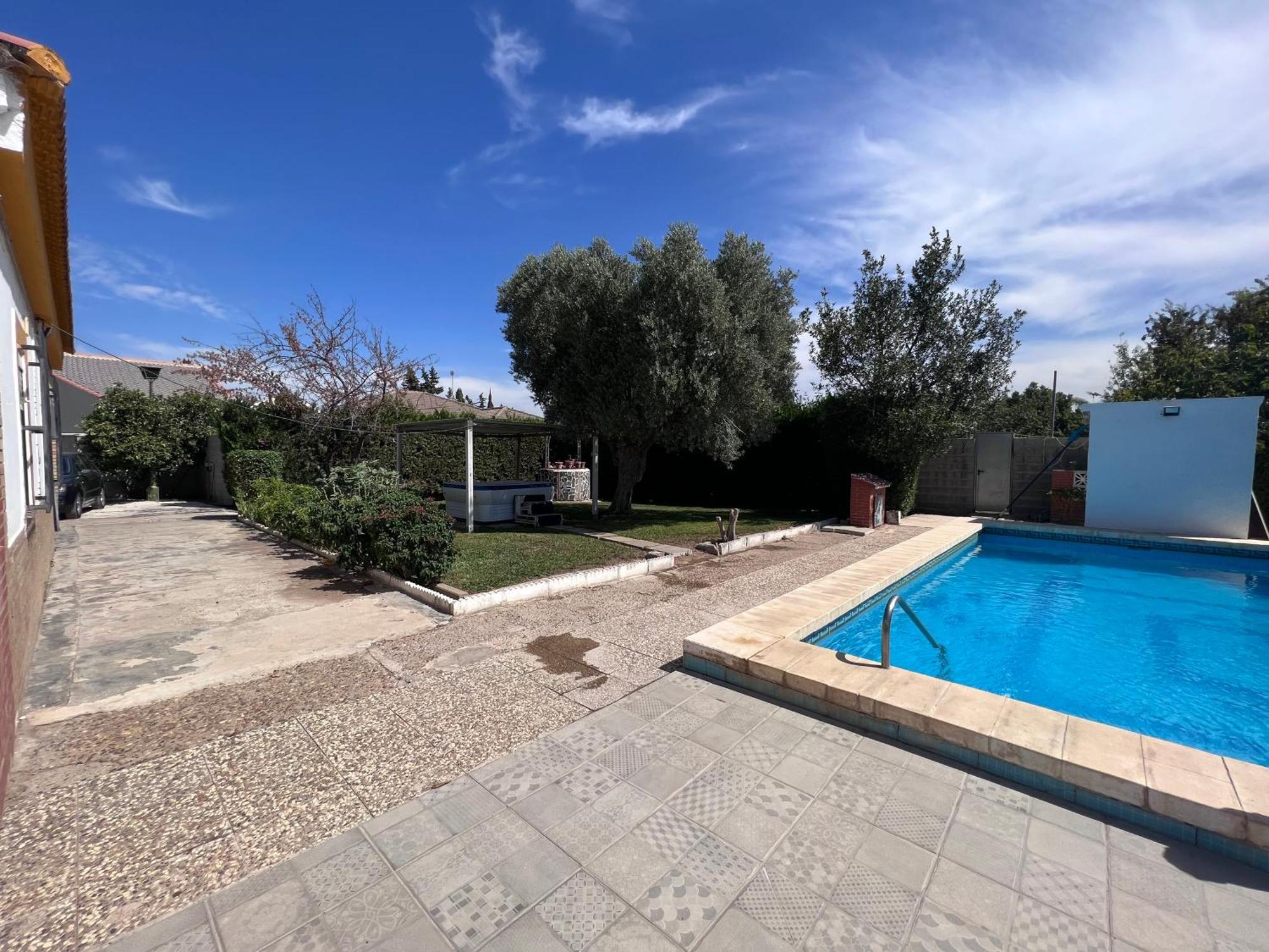 Hacienda de Tarazona Chalet Piscina Jakuzzi Sevilla מראה חיצוני תמונה